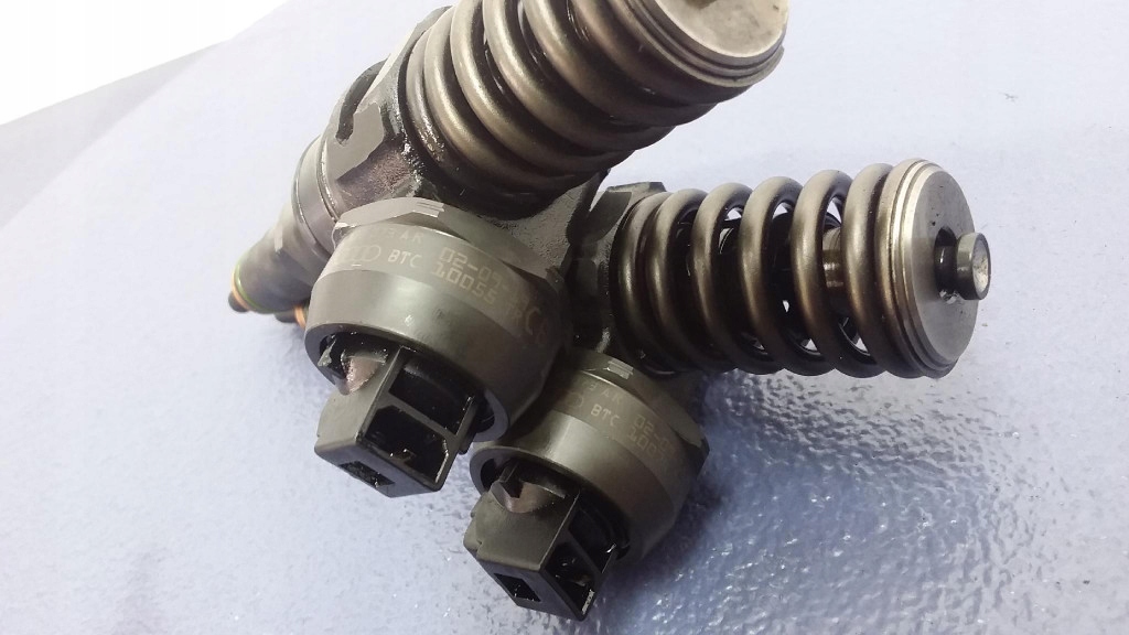 фото №6, Audi a4 b6 1.9 tdi форсунка насос-форсунка 038130073ar