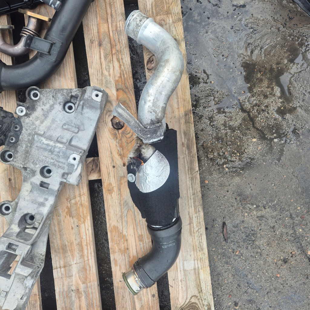 фото №1, Труба wąż інтеркулер journey 2.0 crd 04891848ab