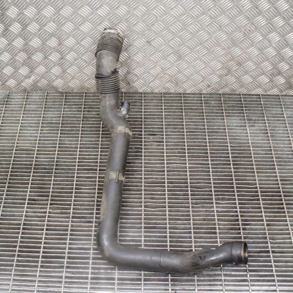 фото №2, Land rover range rover sport l320 2009 правая сторона wąż / труба интеркулер