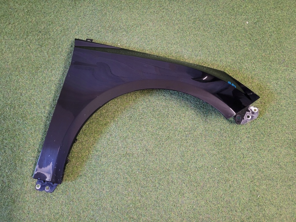 Купить Ford focus mk3 3 крыло  правый  перед передний