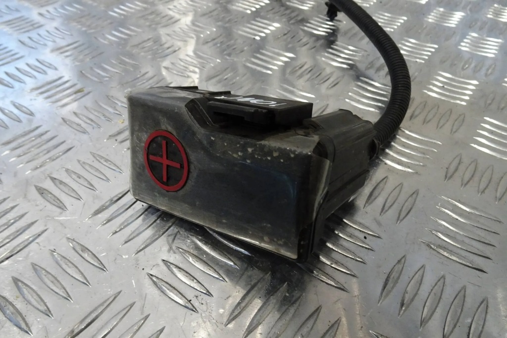 фото №3, Hyundai ioniq 5 ev клема plus плюсова шланг 22-