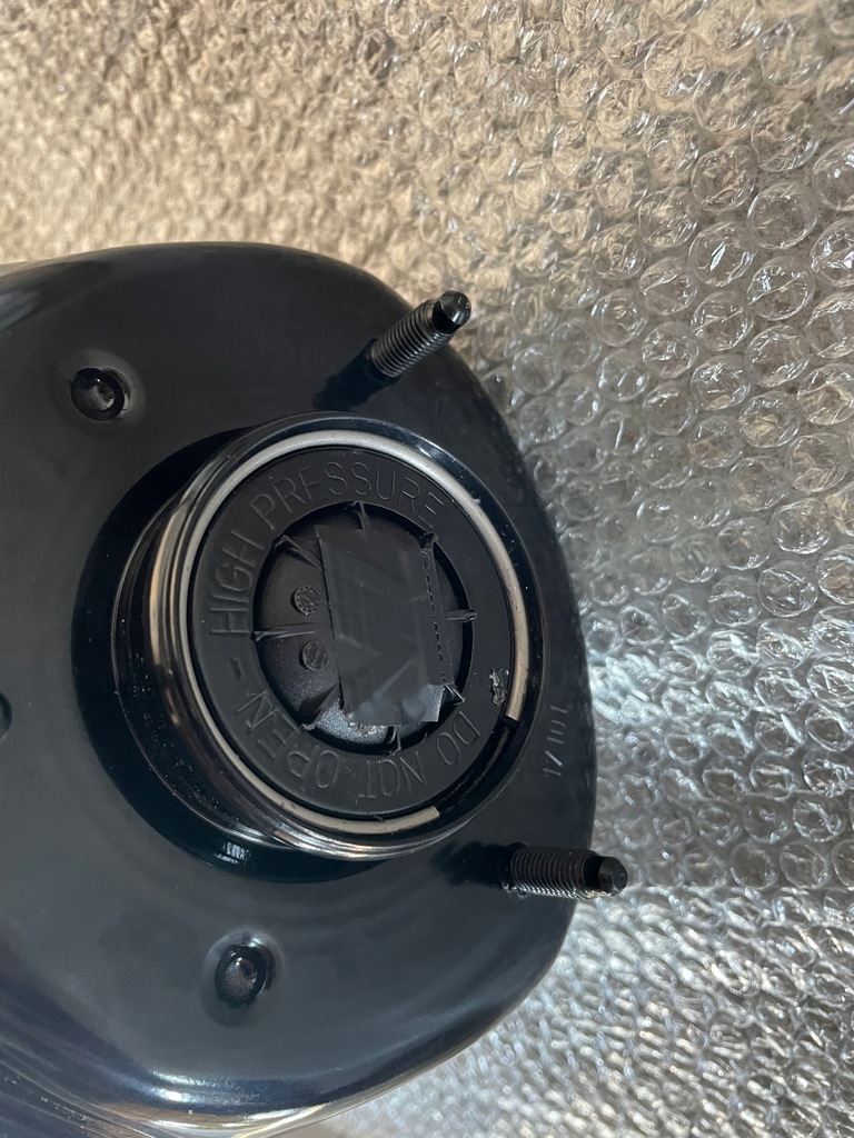 фото №6, Bmw 7 g11 g12 амортизатор задняя задний oryg bmw новый