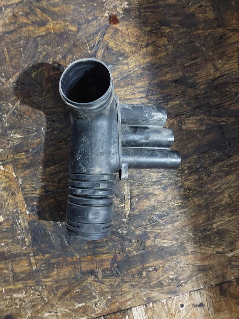 фото №6, Труба впускной воздуха seat leon iii 1.2 tsi cyv 04e129651c