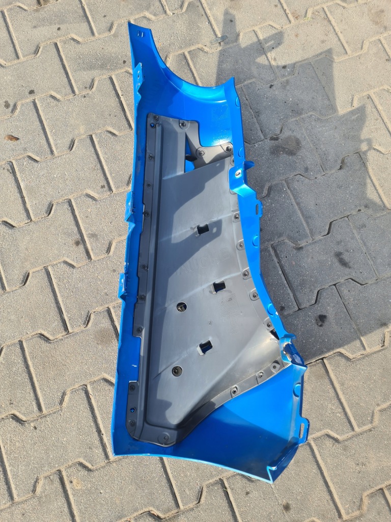 Уголок облицовка ветровик левая renault midlum dxi gama d Киев