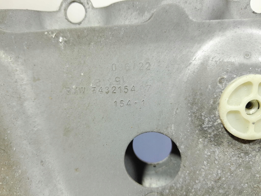 Bmw 4 g26 кронштейн міст диференціал задній 7432154 в Україні