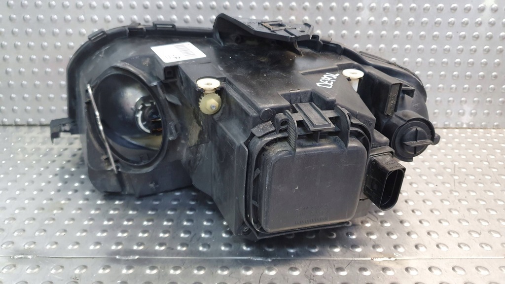 фото №6, Лампа перед правая audi a3 8p0941004k 03-