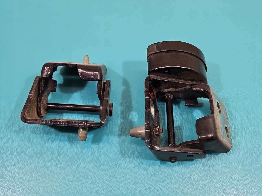 фото №2, Петля дверь задняя правый kpl citroen c5 ii x7