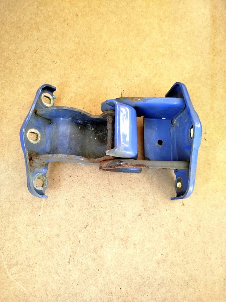 фото №2, Петля дверь нижний левый задняя opel vivaro