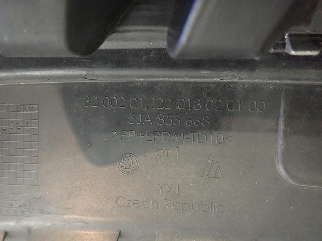 фото №5, Решітка радіатора skoda rapid 2012- 5ja853668