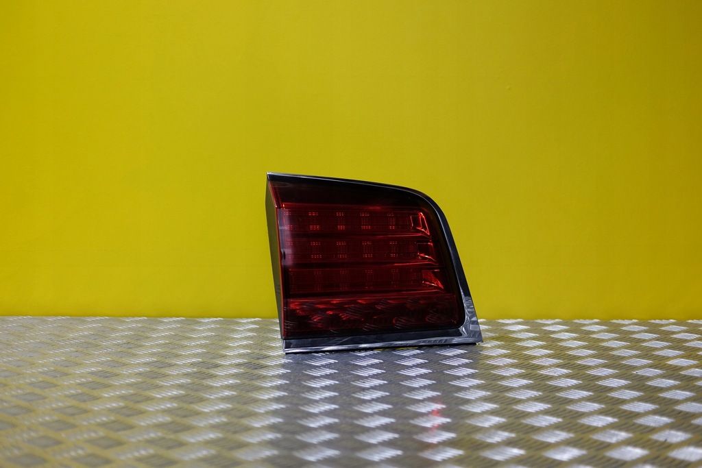 фото №1, Lexus lx lx570 2008- лампа задня led ліва w кришка