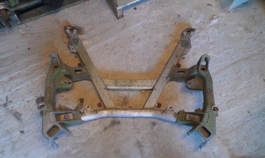 фото №1, Bmw 5 e39 - підрамник підрамник підрамник підрамник