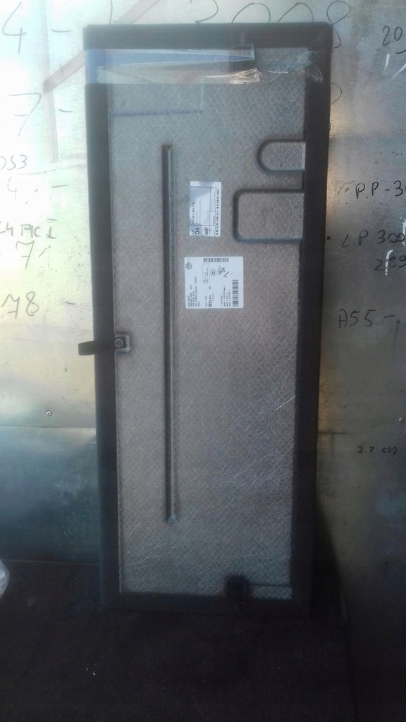 фото №7, Обшивка багажника 760861483 vw touareg iii