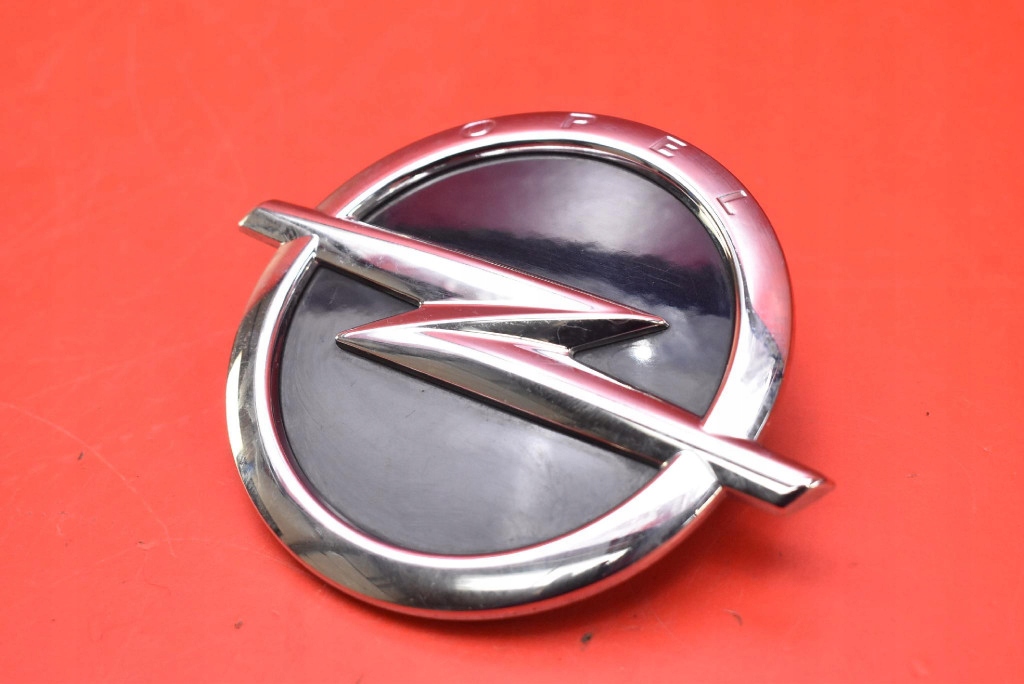 Ручка кнопка кришки задні задня opel insignia b седан 17-20 Доставка