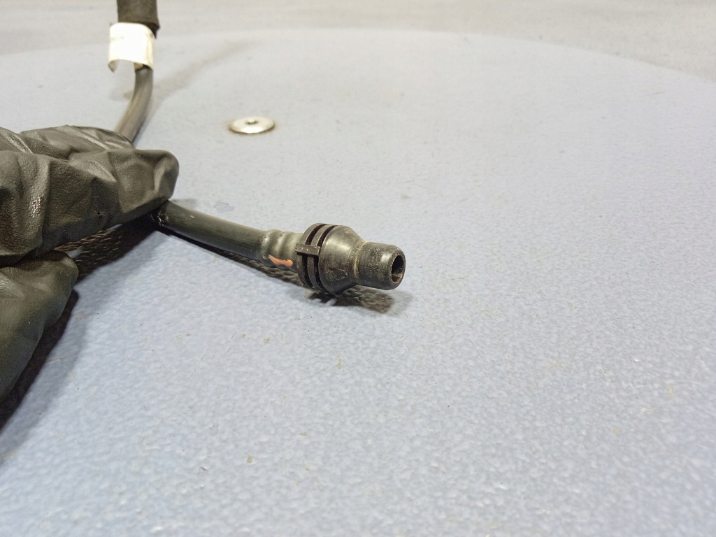 Mercedes gls x167 шланг омывателя a1678307303 Недорого