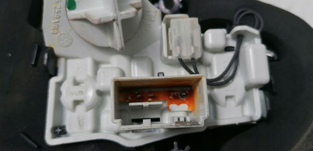 фото №14, Vw touran 5ta лампа лівий задня 5ta945093d 15r-