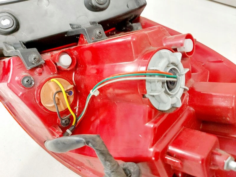 фото №9, Kia ceed ii 2 hb лампа левый задняя задняя led 92401a20 kia ceed ii дизель