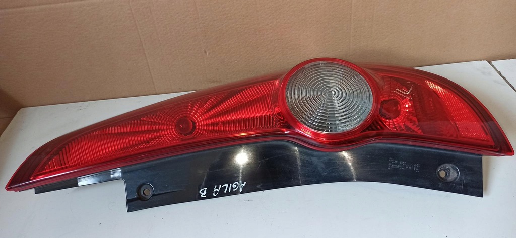 фото №9, Лампа задня права + ліва opel agila b 08-14 oem