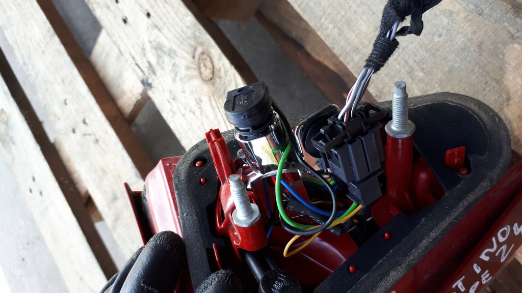 фото №9, A5 8t лампа правая задняя задняя led 8t0945094a