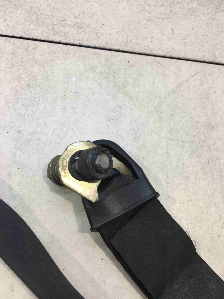 фото №3, Pas безопасности правый перед space star 1.9 did