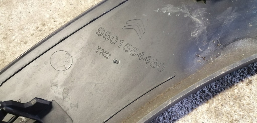 фото №8, Citroen c4 cactus 14- молдинг крыла левый задняя 9801554480