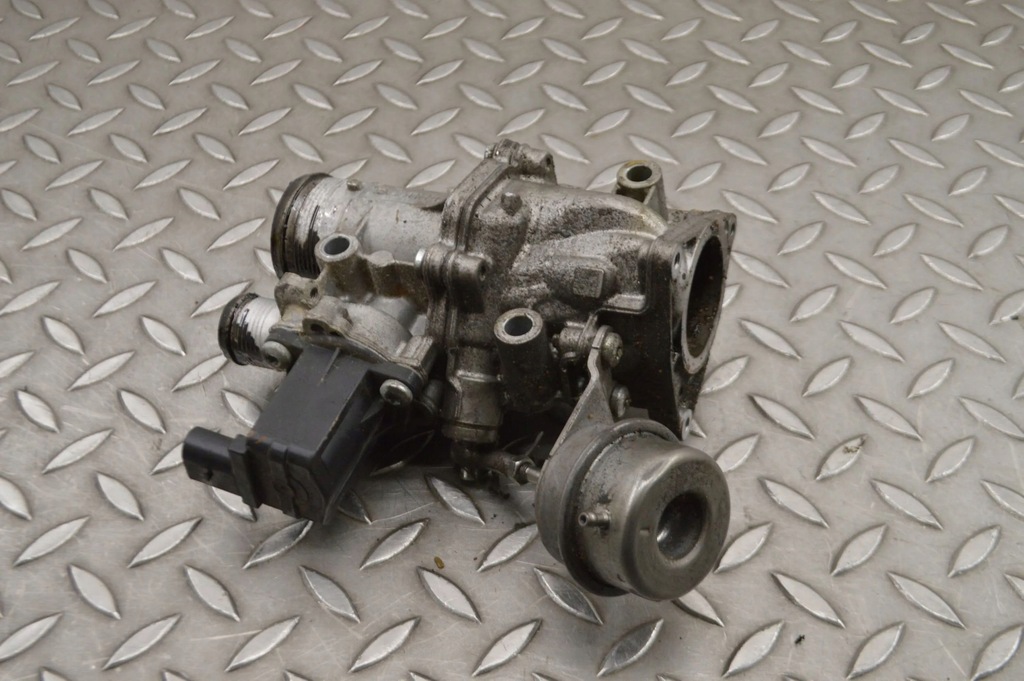 фото №2, Land rover range rover sport l494 2016 клапан egr