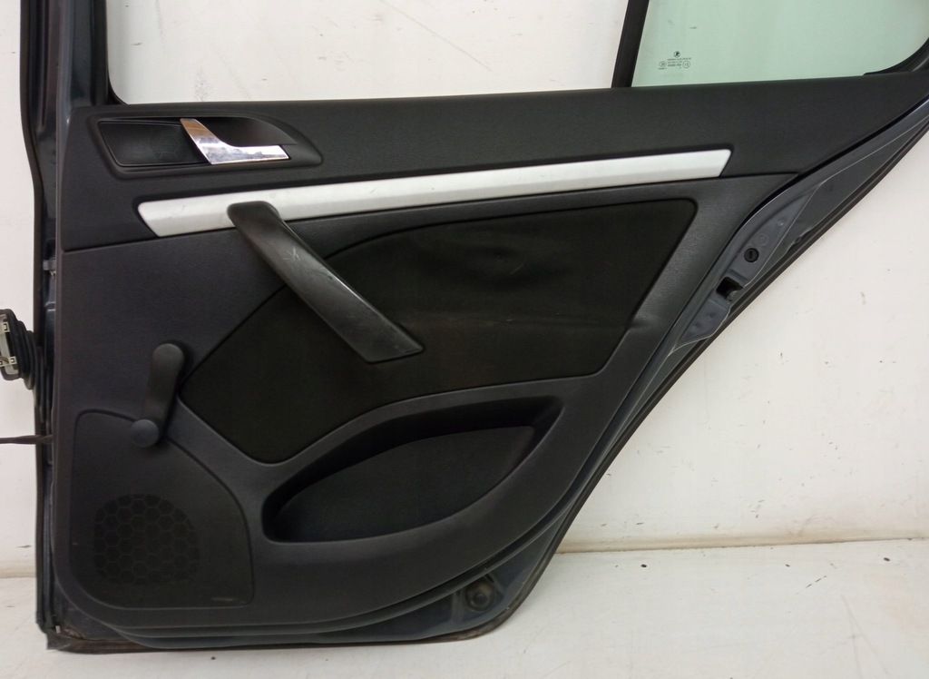 фото №7, Дверь правый задняя skoda octavia