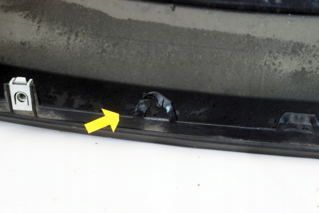 Tesla model 3 highland накладка бампера заднього задня дифузор 1587741-00-d Ціна