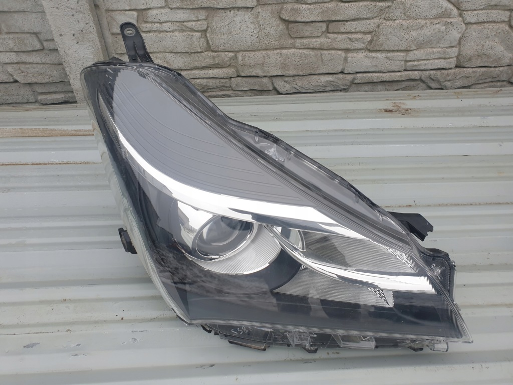 фото №1, Toyota yaris iii 14- лампа europa