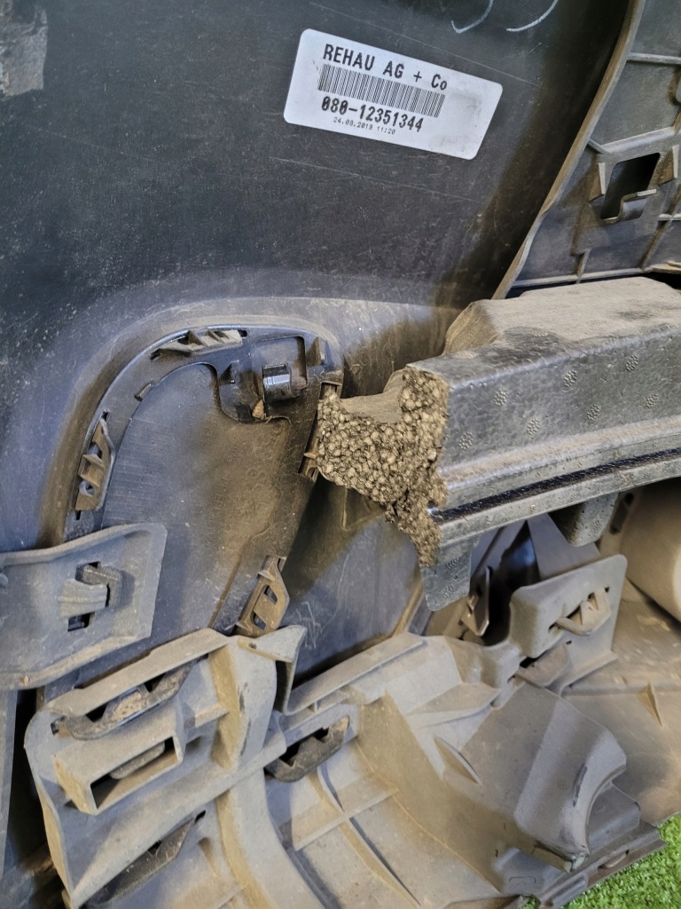 фото №10, Mercedes glc x253 w253 a253 lift бампер перед передній решітка радіатора решітка радіатора напрямні оригінальний номер