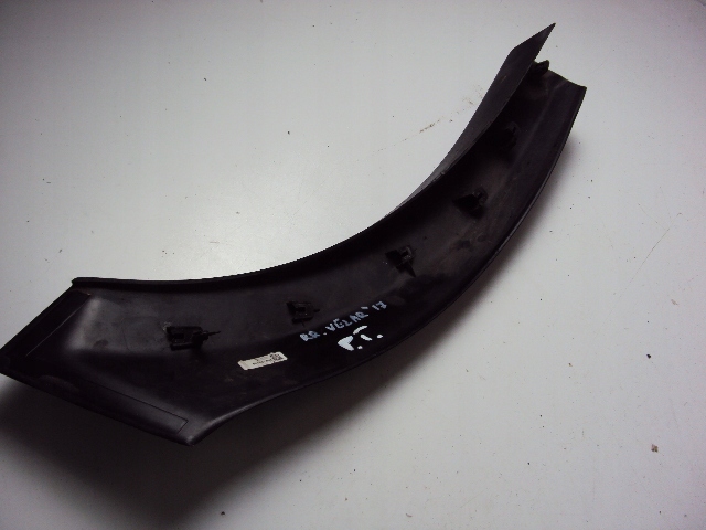 фото №4, Молдинг крыла правый задняя range rover velar l560