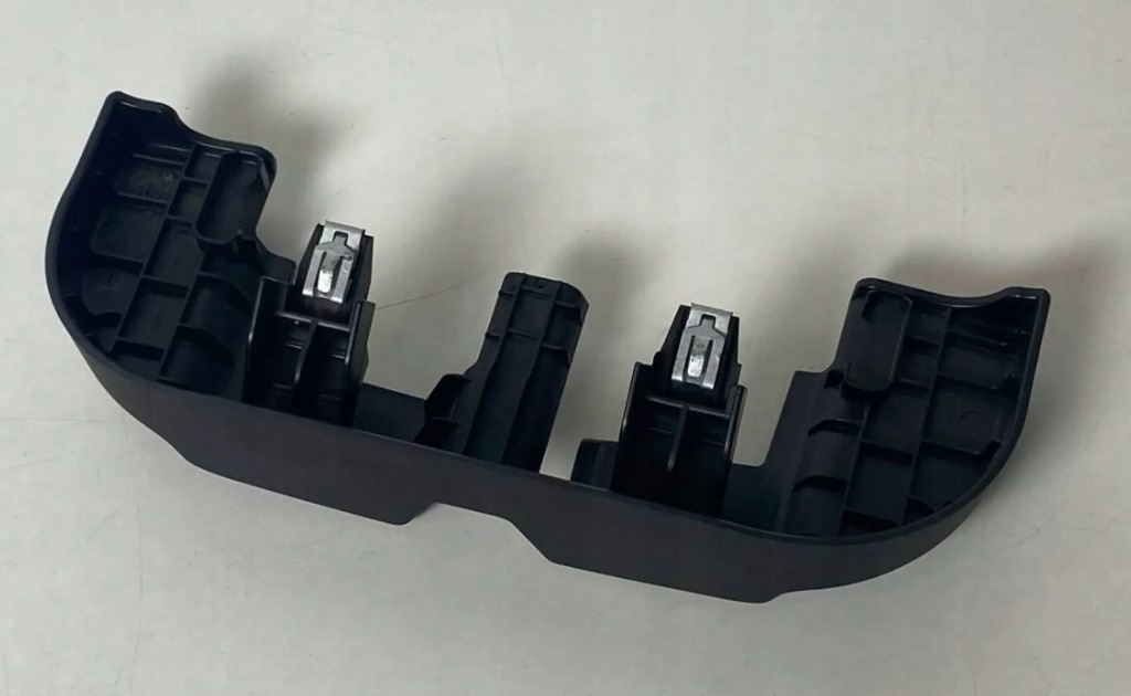 фото №2, Заглушка заднего сиденья discovery sport lk72629k84