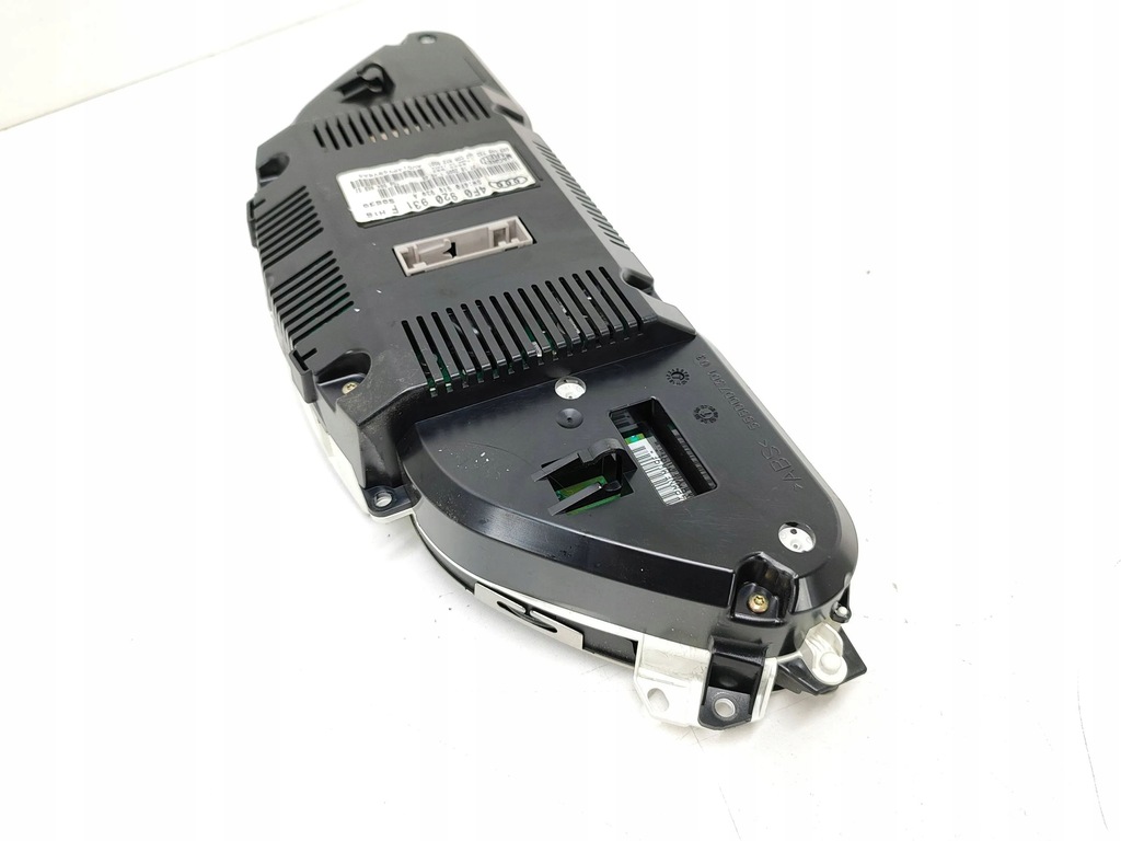 фото №7, Audi a6 s6 c6 4f 2006 счетчик / спидометр