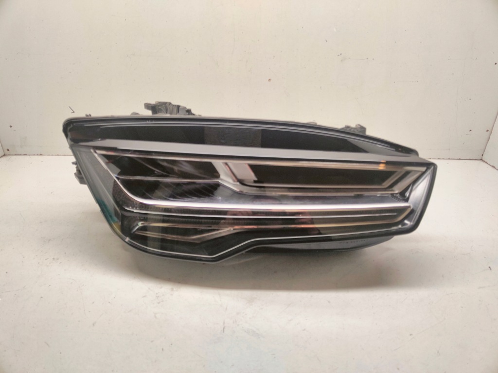 Купить Фара правый  передняя audi a7 c7 рестайлинг  matrix 4g8941784