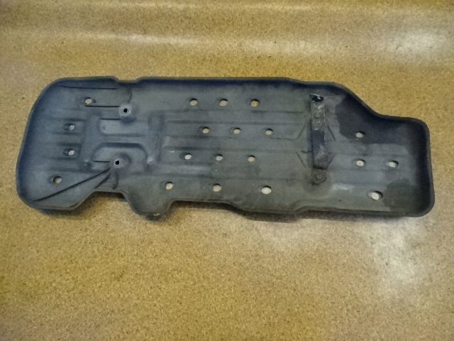 фото №1, Toyota hilux 07r # защита бака топлива бака