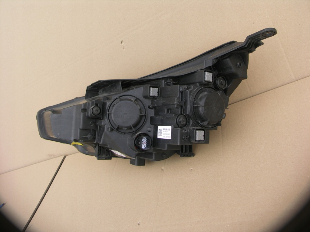 фото №6, Hyundai i30 iii 3 lift 20 - лампа передняя правая 92102-g4510