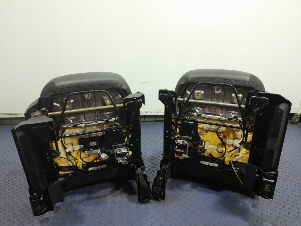 фото №13, Ford kuga mk2 сиденья заднее сиденье комплект pół кожа eu