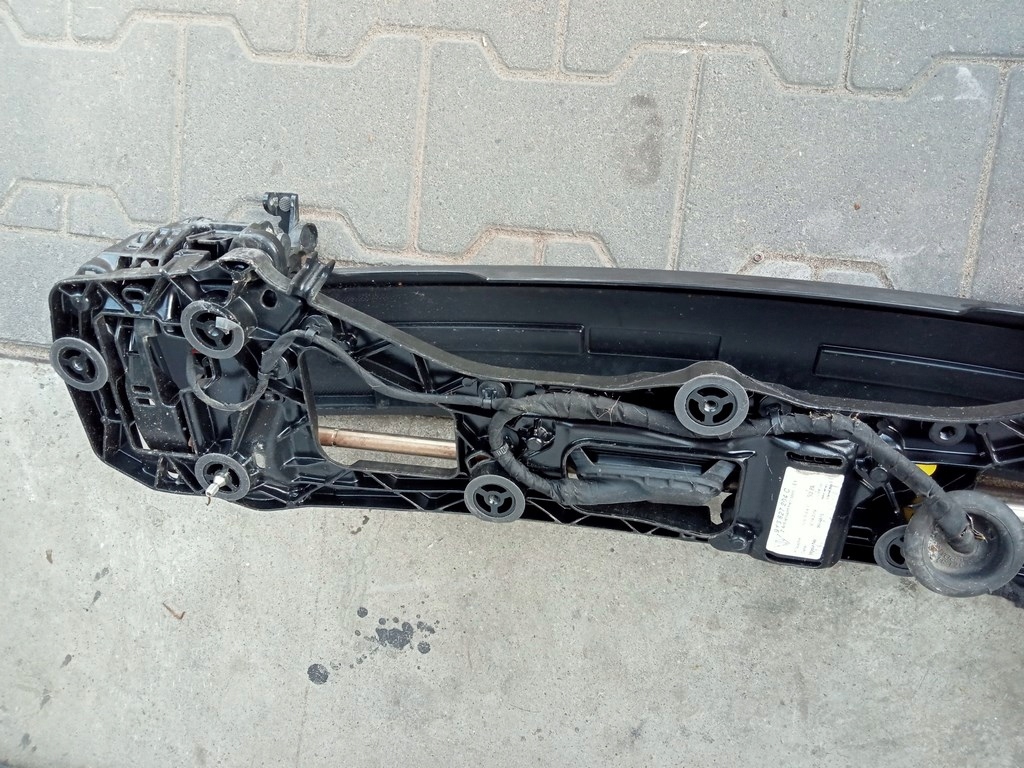 фото №9, Porsche cayenne 9y3 coupe - механизм спойлер задняя 9y3827204c