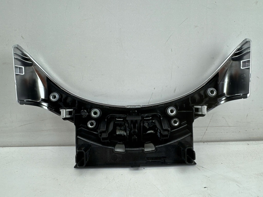 фото №5, Mercedes-benz eqc 2022 декор тунель середнього