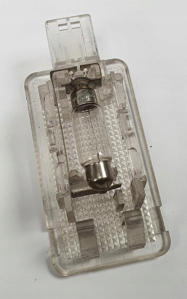 фото №2, Лампа освещение салона volvo c70 ii 30754448