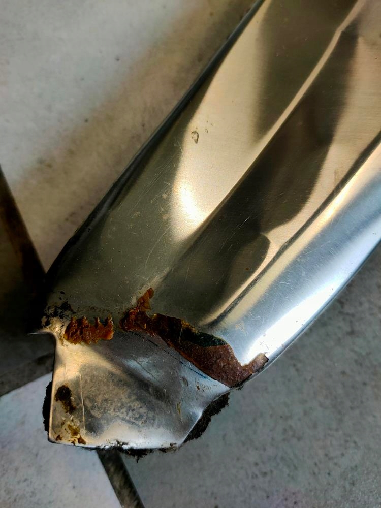 Молдинг широкая nadszybia передний mercedes 107 кабриолет с Разборки