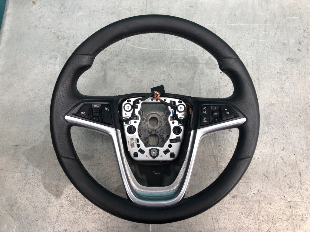 фото №1, Opel insignia a воздуховод кожаный кожа