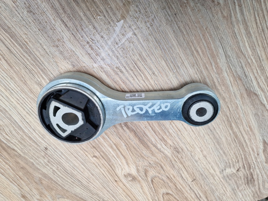 фото №1, Maserati кронштейн подушка кронштейн двигателя 0671731690