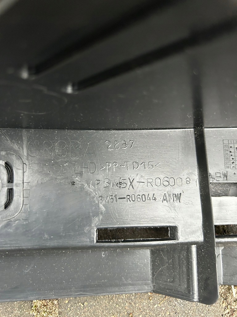 фото №4, Ford kuga mk1 бардачок пасажира 3m51-r06044