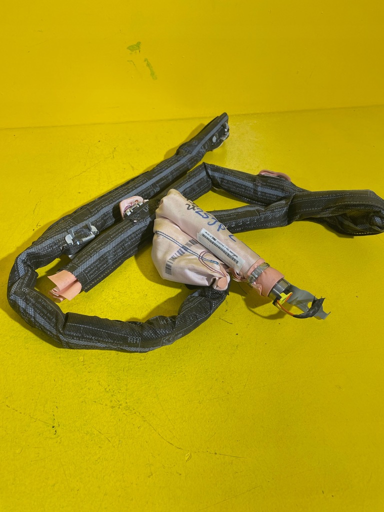 фото №1, Peugeot 308 ii - шторка безопасности левая