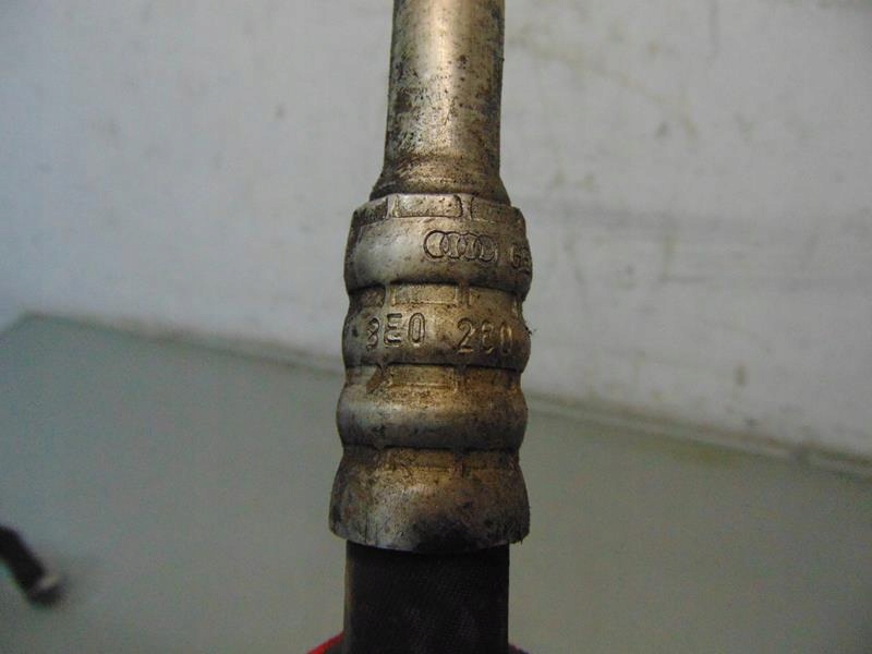 фото №5, Труба трубка шланг кондиционера audi a4 b7 3.0 tdi