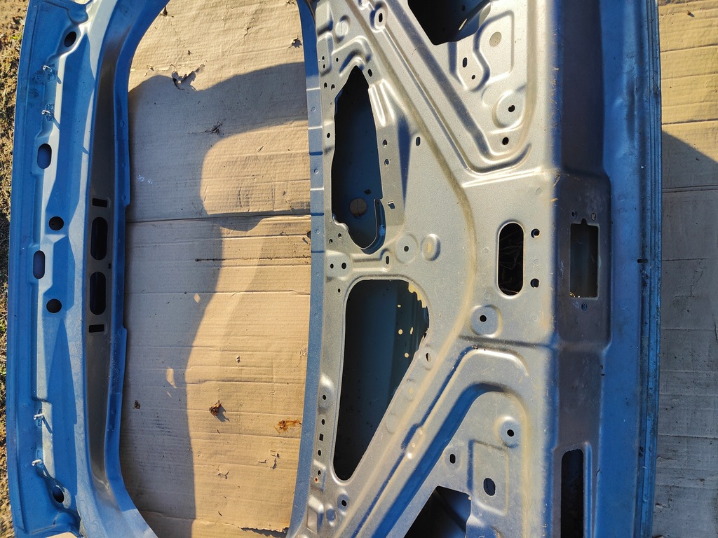 фото №13, Nissan note e12 крышка багажника задняя крышка багажника задняя