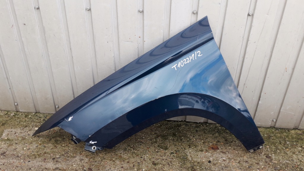 Seat ateca крыло  левое  передний 575821105 Киев