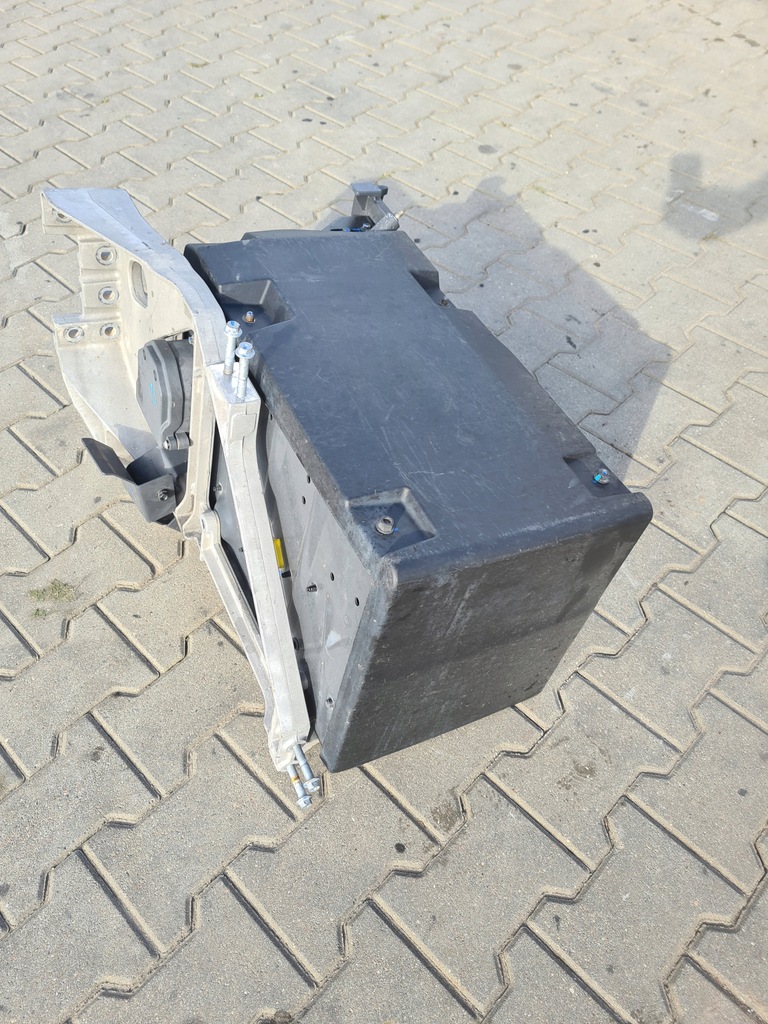 фото №1, Коробка акумуляторів renault gama range t volvo fh 4 fm 4 fh 5 fm 5