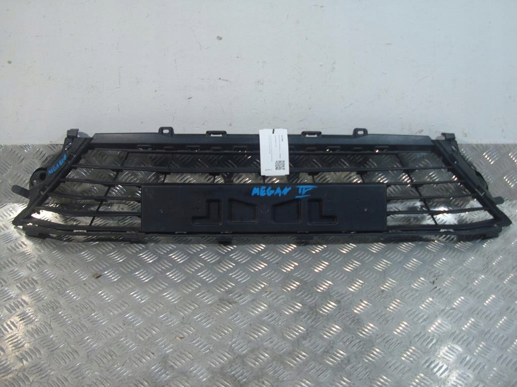 фото №1, Решётка, решётка радиатора бампера нижний перед renault megane iv 15-20