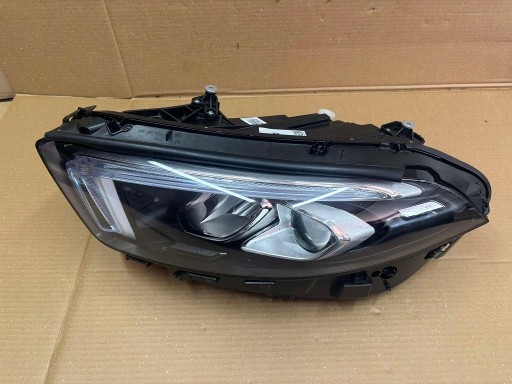Купить Фара led левое  перед mercedes w177 a1779063705